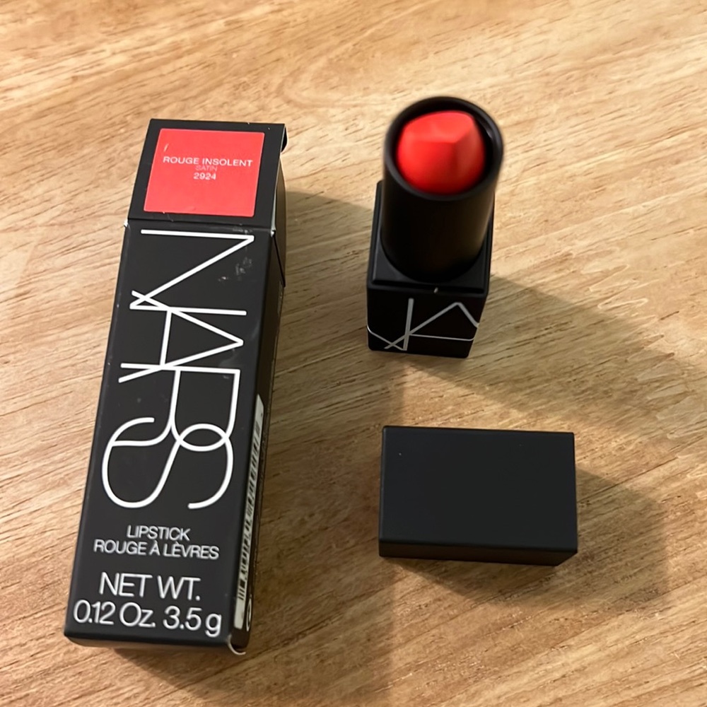 Nars lipstick